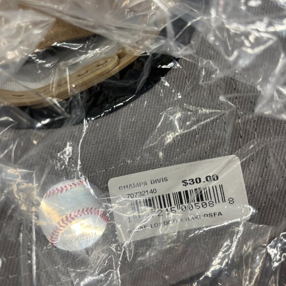 New Era Dodgers 9Forty A Frame Cap in Khaki/White - Picture 7 of 7